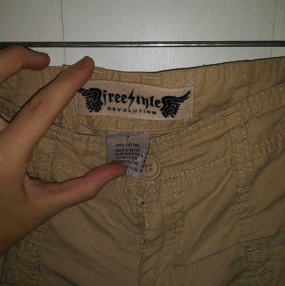 Tan shorts. - Picture 3 of 3